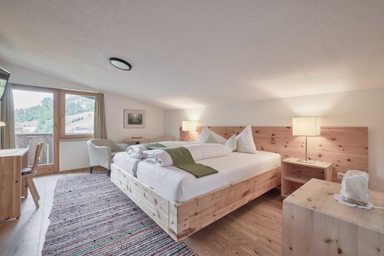 Bio Hotel Stillebach Sankt Leonhard im Pitztal Exterior photo