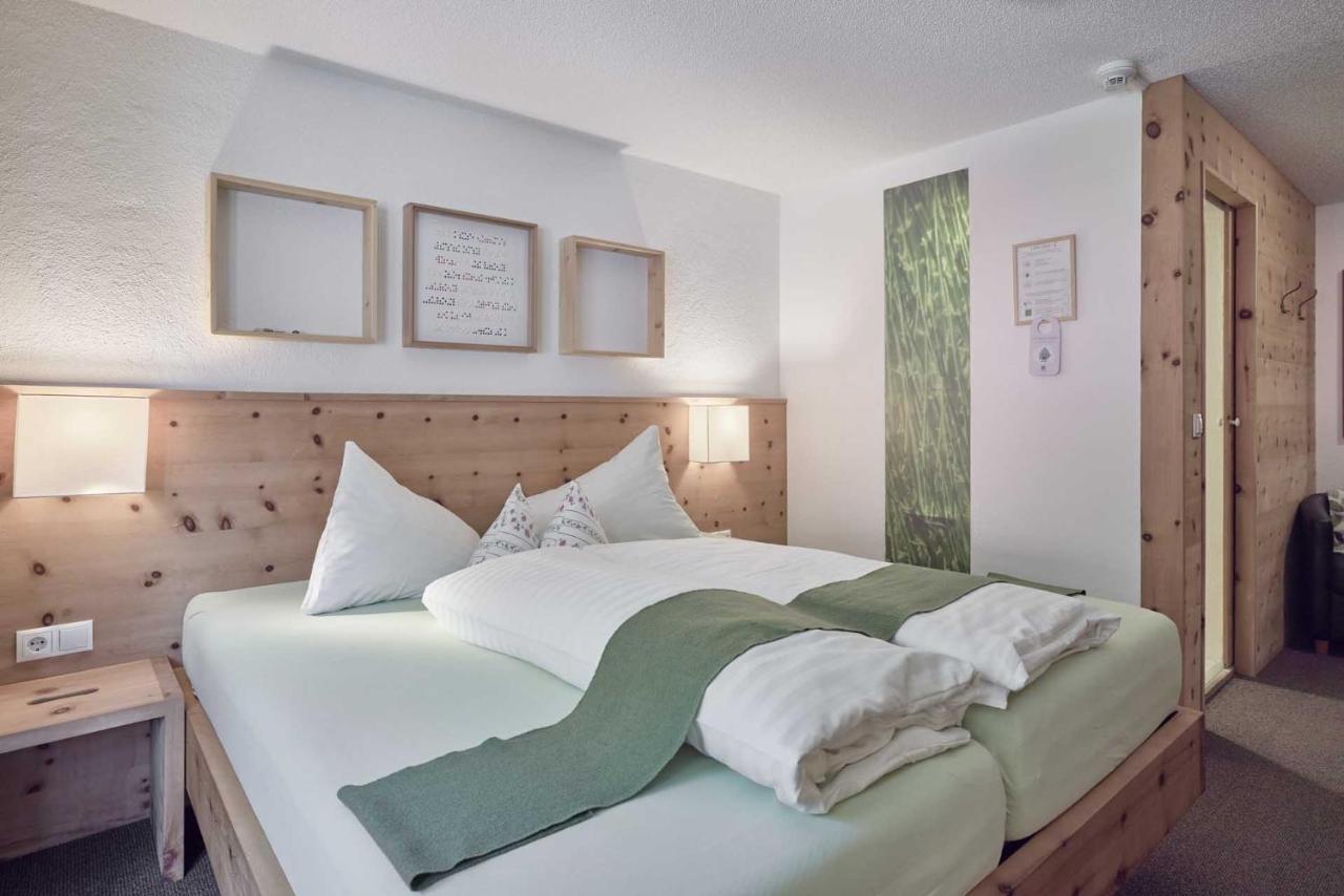 Bio Hotel Stillebach Sankt Leonhard im Pitztal Exterior photo